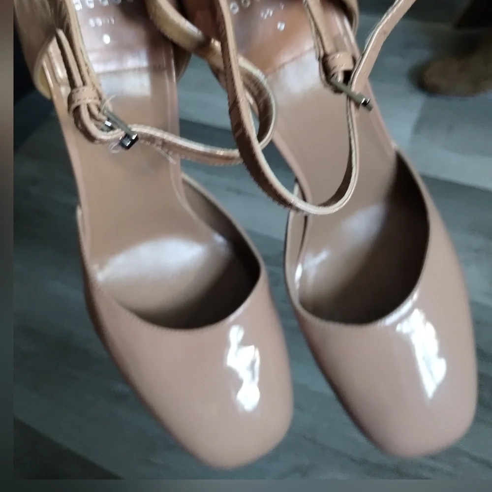 Laurence Dacade Nude Patent Leather Mary Jane Heels with Chunky Heel 9